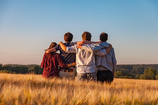 How to Build New Friendships Without Feeling Lonely